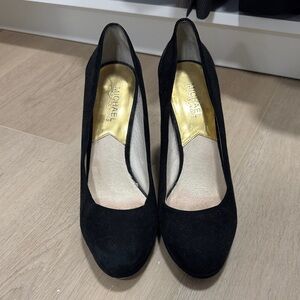 Michael Kors Black and Gold Heels